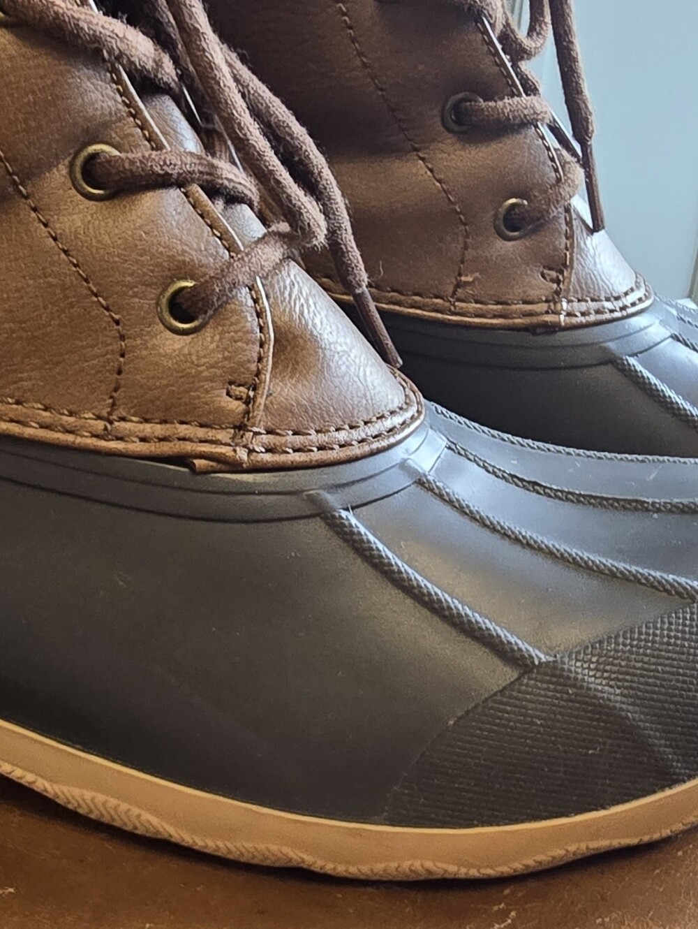 Sperry Brown and Black Waterproof Duck Boots 6M/8W